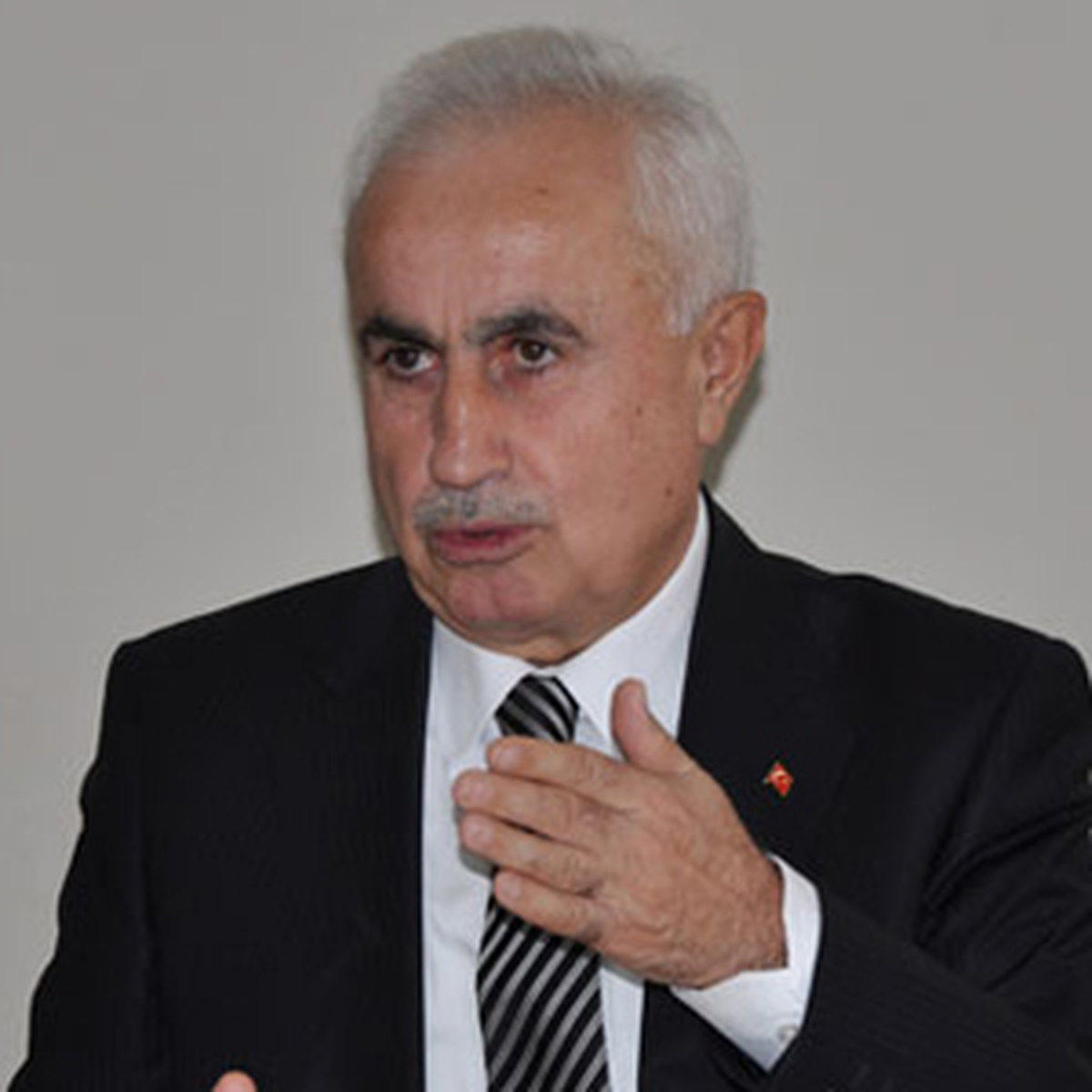 Giresun Valisinden Öğretmenlere Fırça