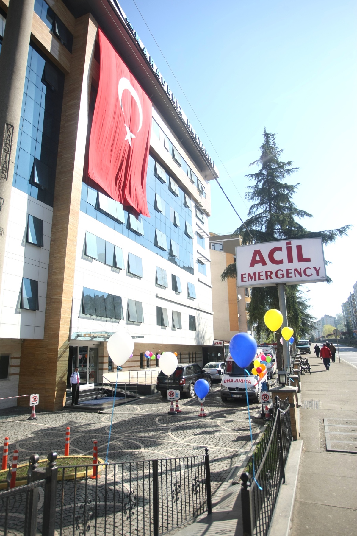 Hastane Koridorlarında 23 Nisan Coşkusu