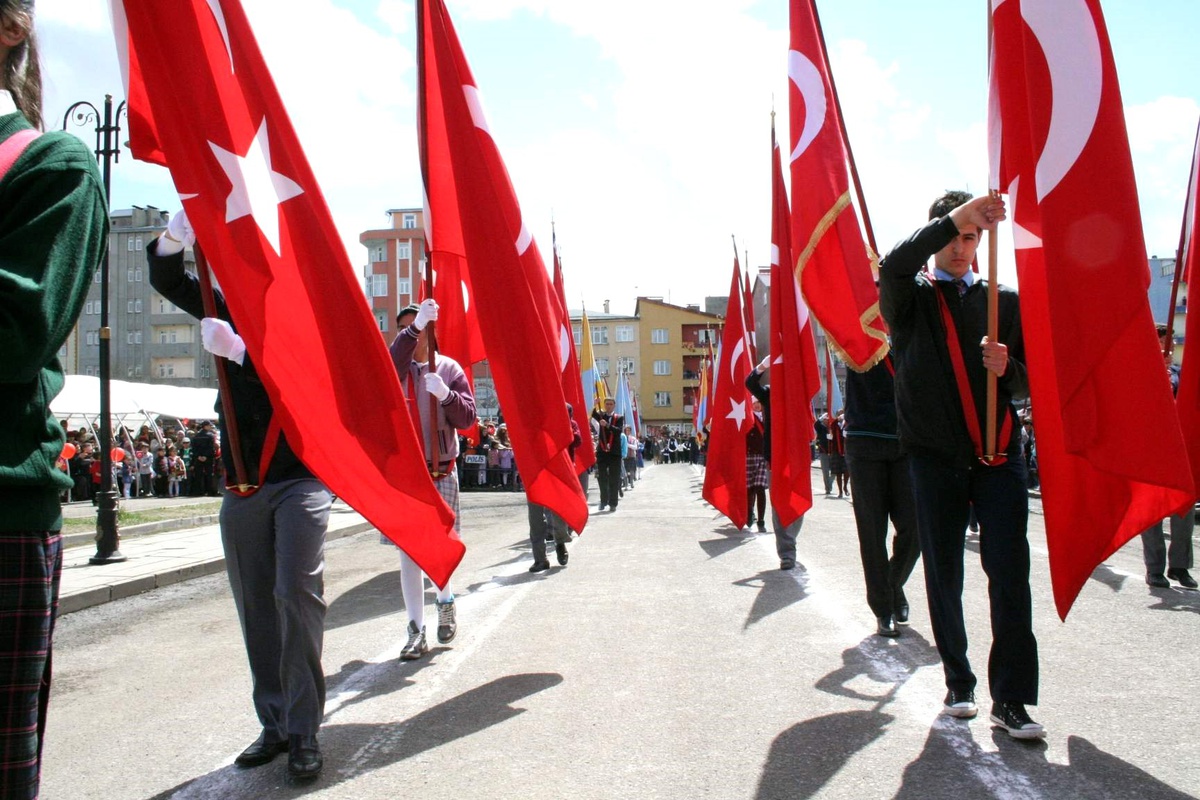 Kars'ta 23 Nisan Coşkuyla Kutlandı