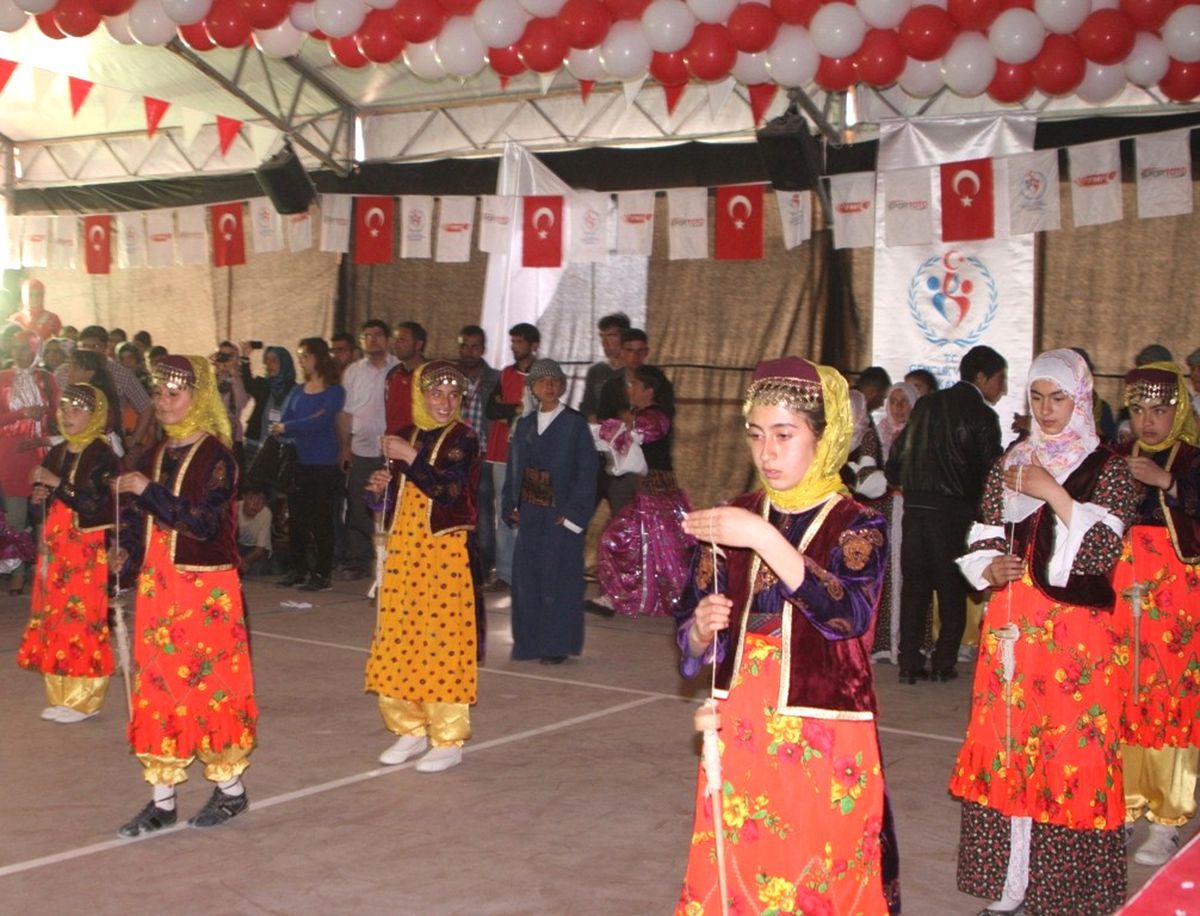 Konteynır\'da 23 Nisan Coşkusu