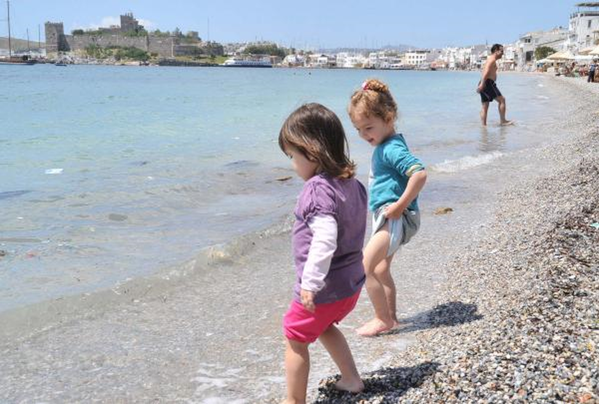 Marmaris ve Bodrum\'da Deniz Sezonu Açıldı