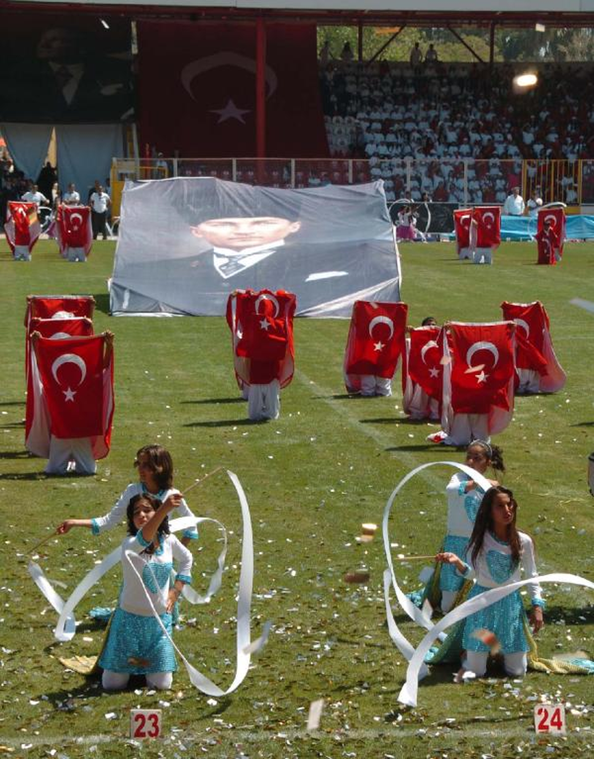 Mersin\'de Çocukların Bayram Coşkusu