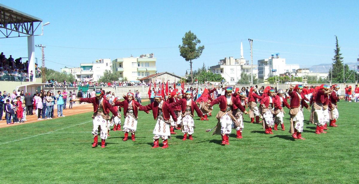 Mut'ta 23 Nisan Coşkusu