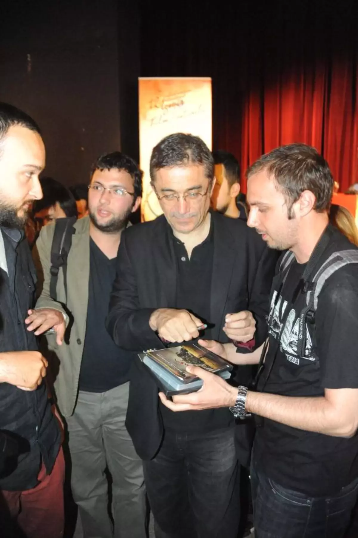 Nuri Bilge Ceylan, İzmir'de Gençlere Sinemayı Anlattı