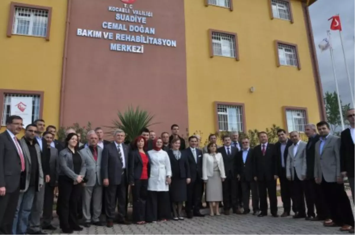 Şahin'den Kartepe'yi Onurlandıran Ziyaret