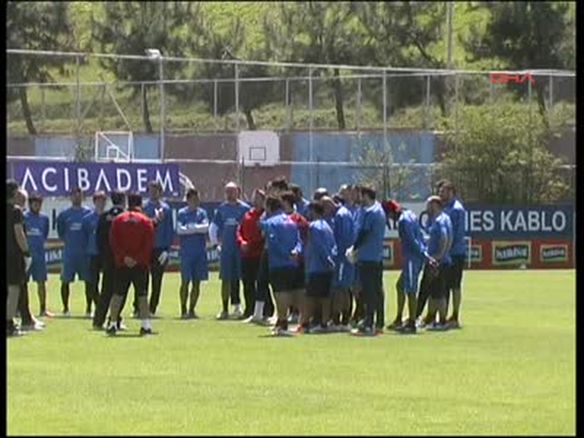 Trabzonspor Galatasaray\'ı Gözüne Kestirdi Mavililerin Keyfini Artırdı.