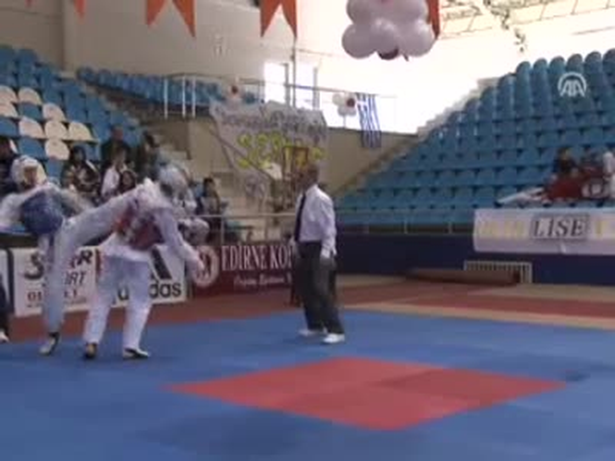 Türk Tekvandosuna Büyük Övgü