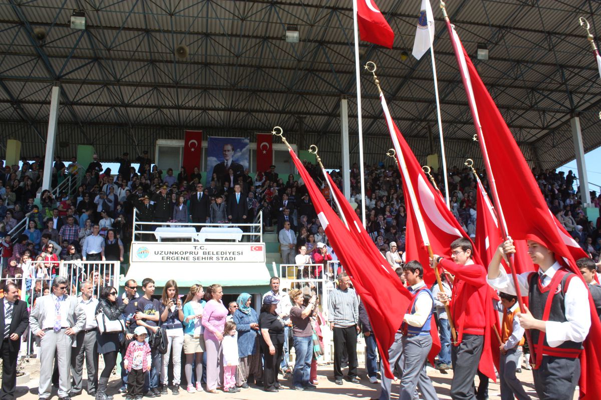 Uzunköprü'de 23 Nisan Kutlamaları