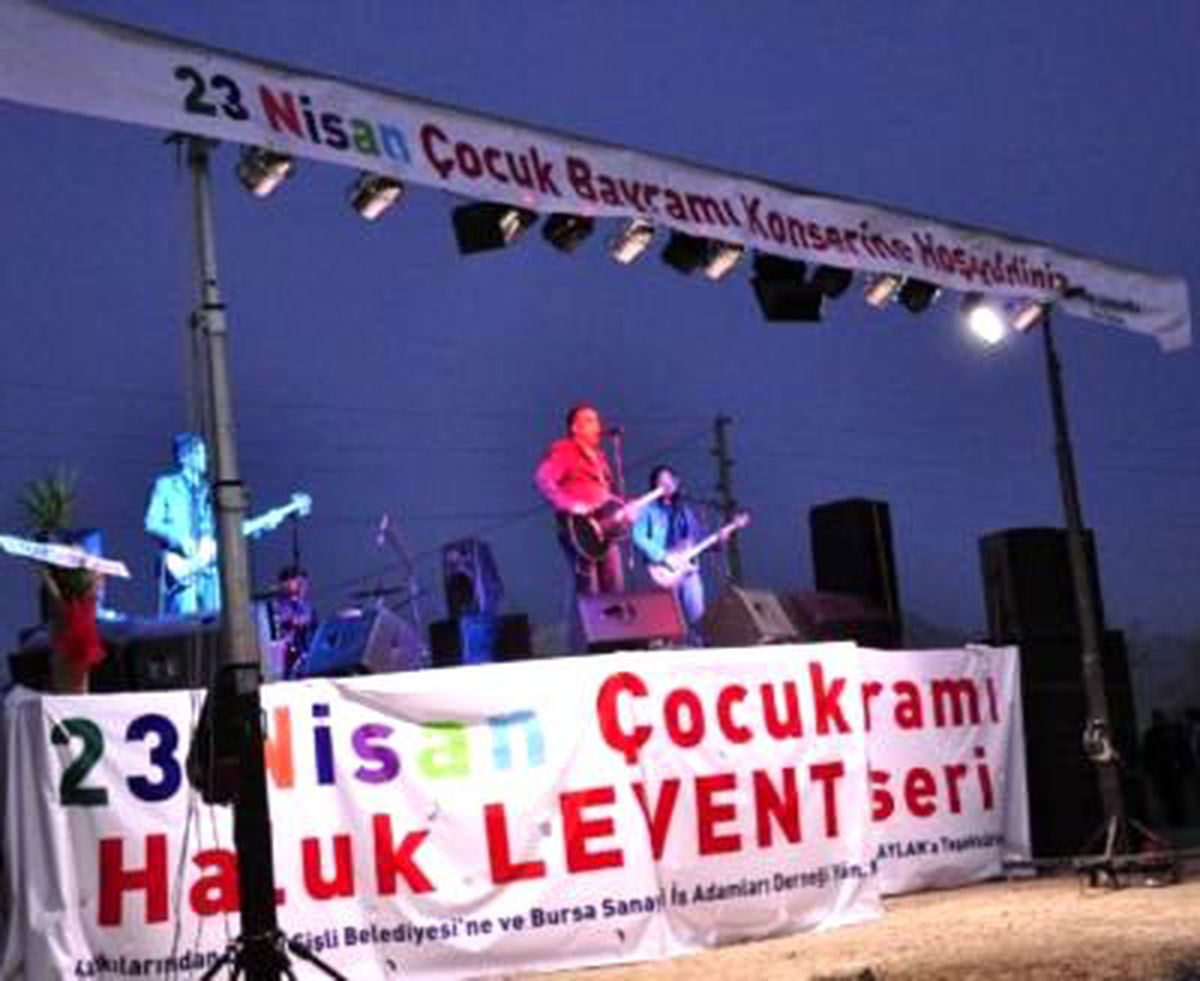 Van\'da 23 Nisan Coşkusu (3)