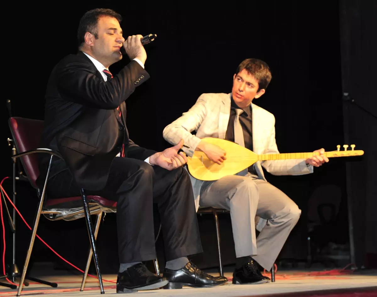 Ahlat İçin Bir Saz Birsöz Müzik Yarışması Yapıldı