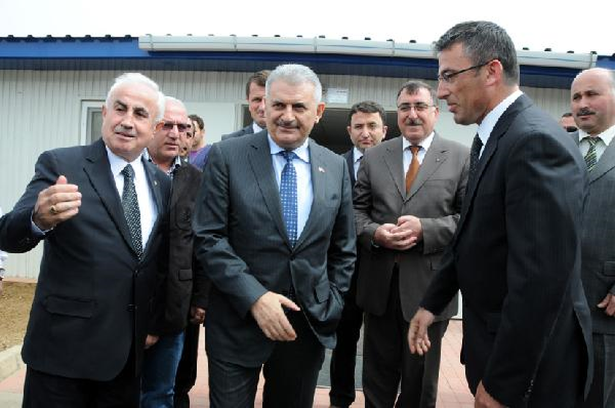 Bakan Yıldırım Kamyon Sürdü