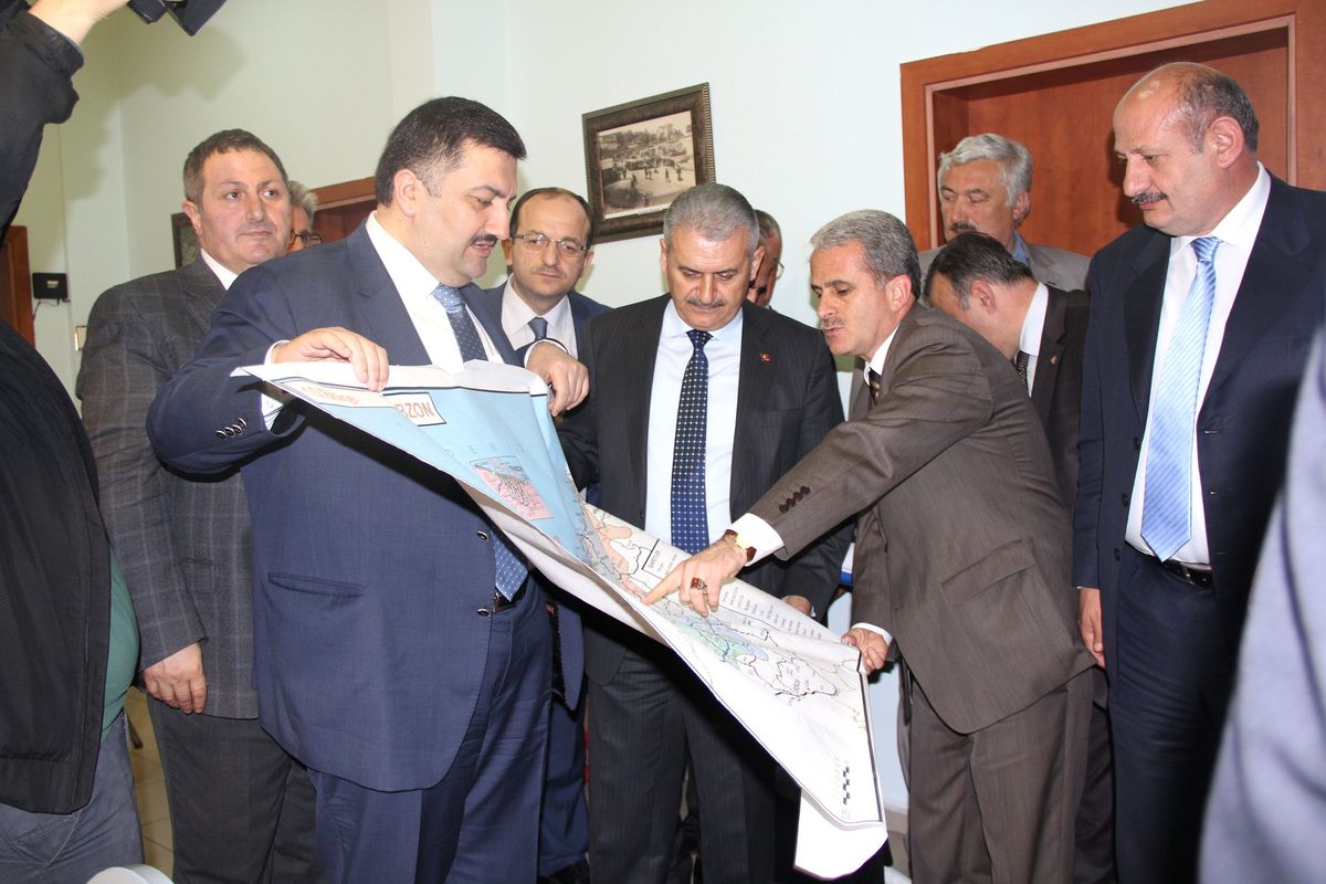 Bakan Yıldırım Rize\'de