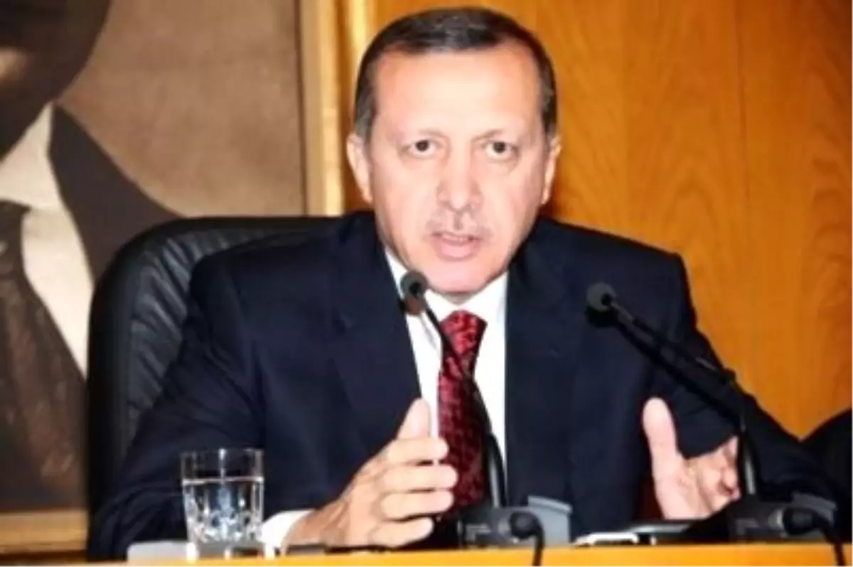 Başbakan Erdoğan: "Bölücü Terör Örgütünün Silah Bırakması Lazım"