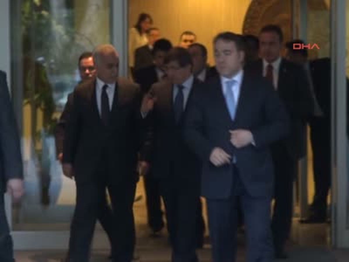 Davutoğlu, Irak Türkmen Cephesi Başkanı Salihi ile Görüştü Ahmet Davutoğlu, Irak Cumhurbaşkanı...