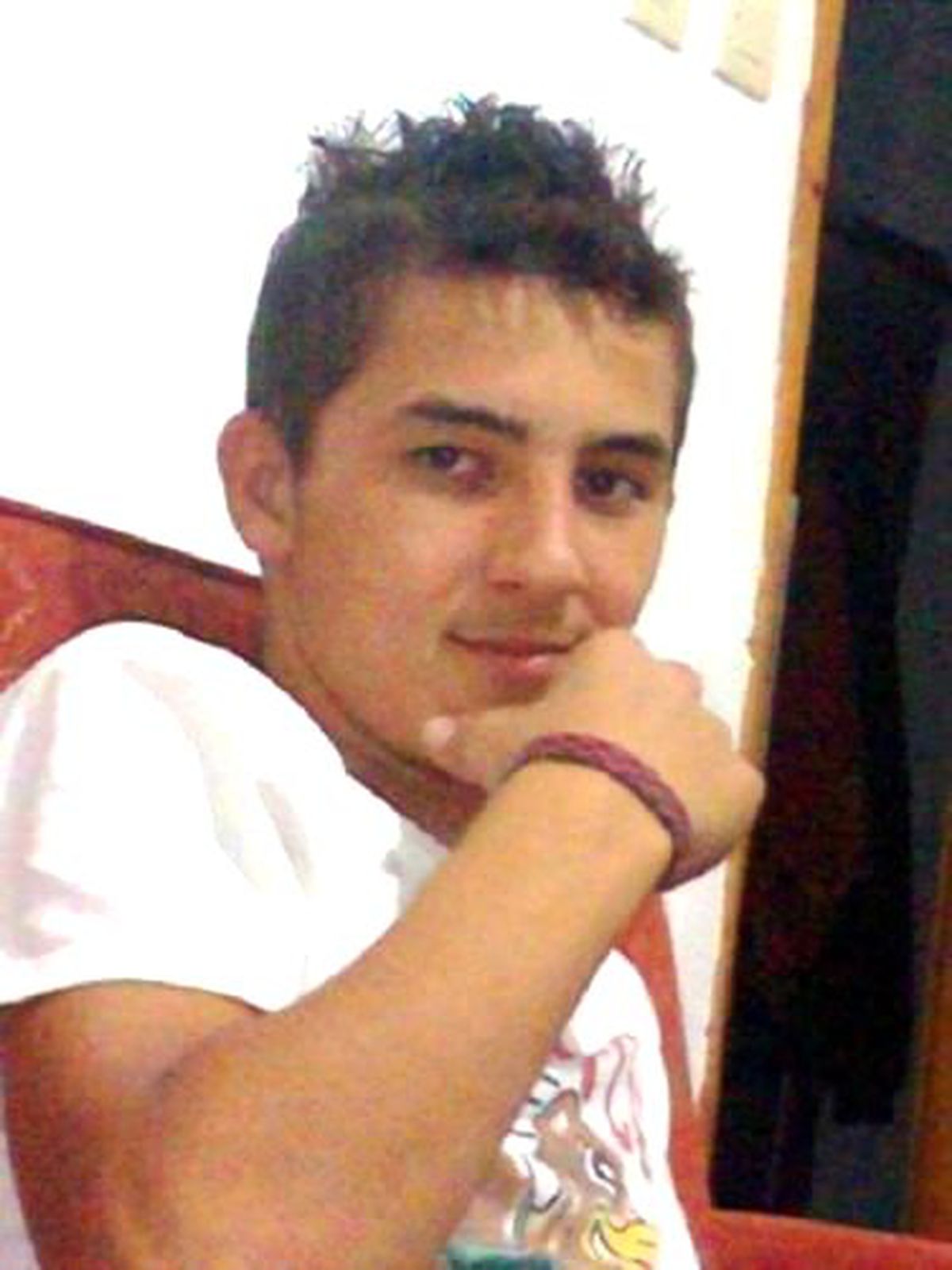 Genç Adam Odasında Ölü Bulundu