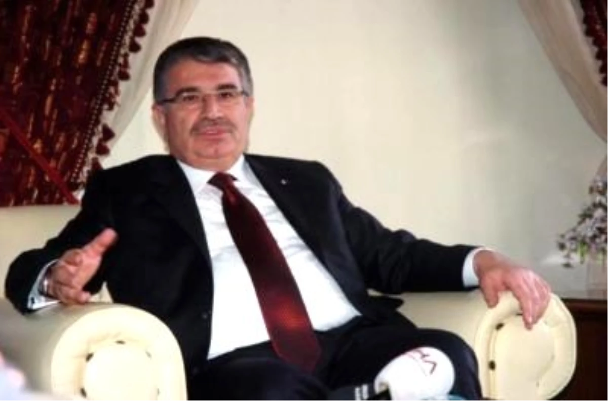 İçişleri Bakanı İdris Naim Şahin Bolu\'da