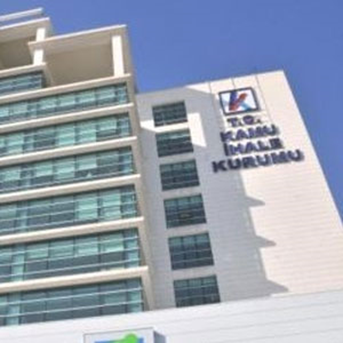Kamu İhale Kurulu\'na Başkan ve Üye Ataması Yapıldı