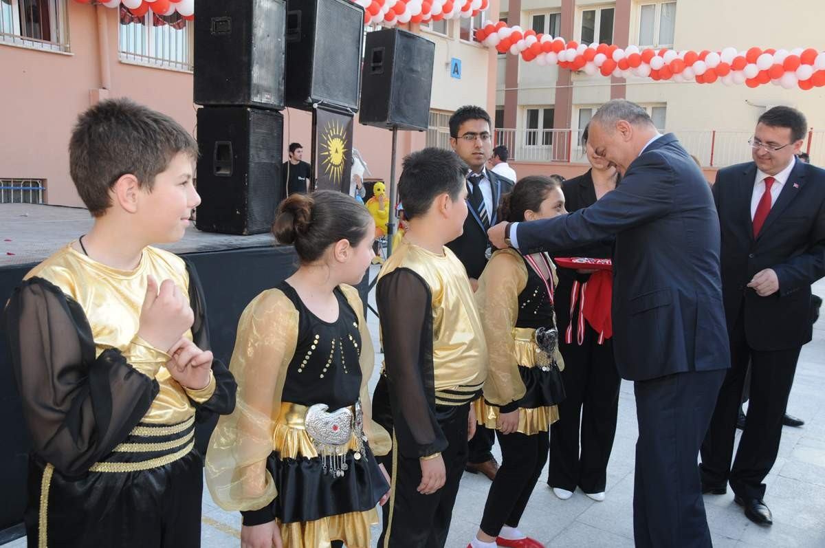 Manisalı Çocukların Çifte Bayramı