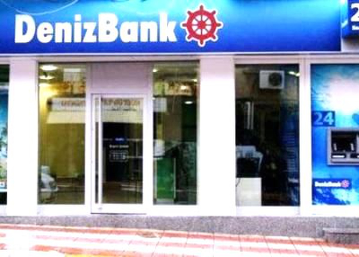 Moody's Denizbank'ta Negatif İzlemeyi Uzattı