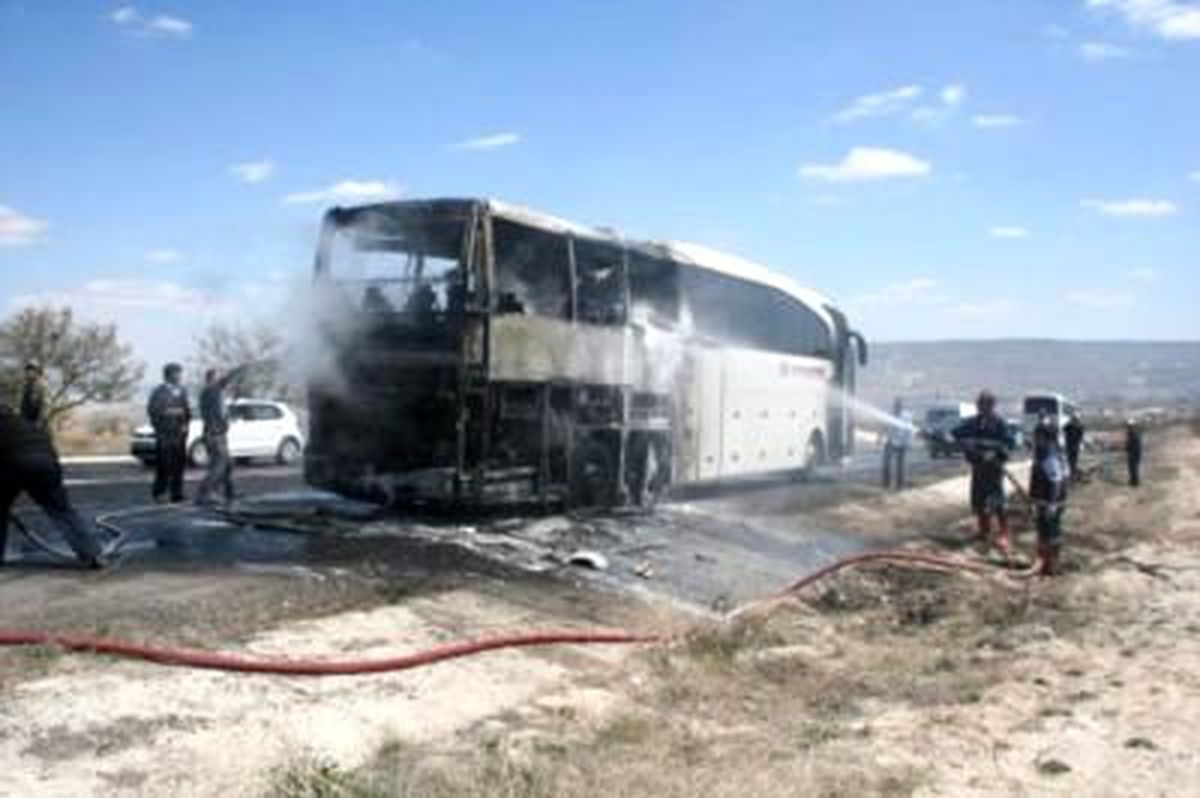 Nevşehir\'de Yolcu Otobüsünde Yangın