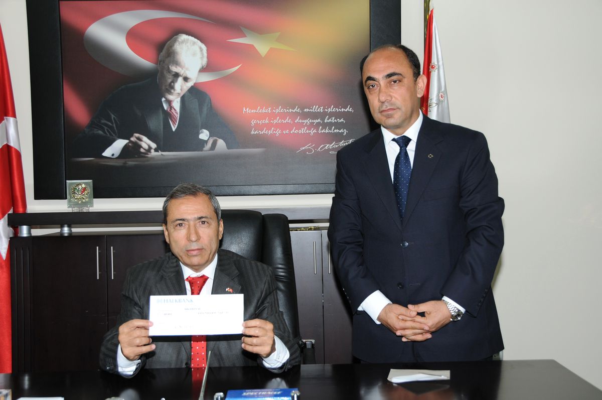 Şaka Kurbanı Polisin Ailesine Meslektaşlarından Yardım