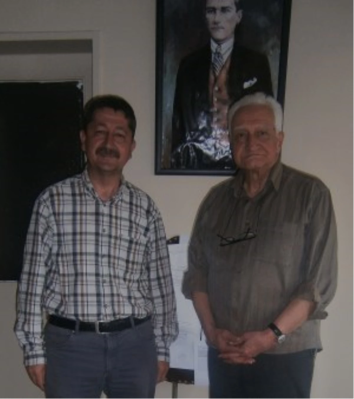 Tarihçi Orhan Koloğlu\'na 23 Nisan Ziyareti