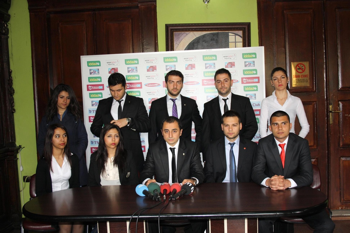 Trabzon Ktü Jeoloji Mühendisliği Öğrencileri Bakan Bayraktar\'dan Madde Değişikliği İstedi