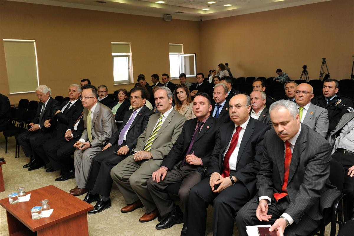 Trafik Bursa\'nın Tarihi Dokusunu Tehdit Ediyor