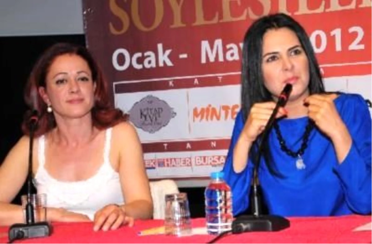 Umutsuz Ev Kadınları
 Bursa\'da Hayranlarıyla Buluştu