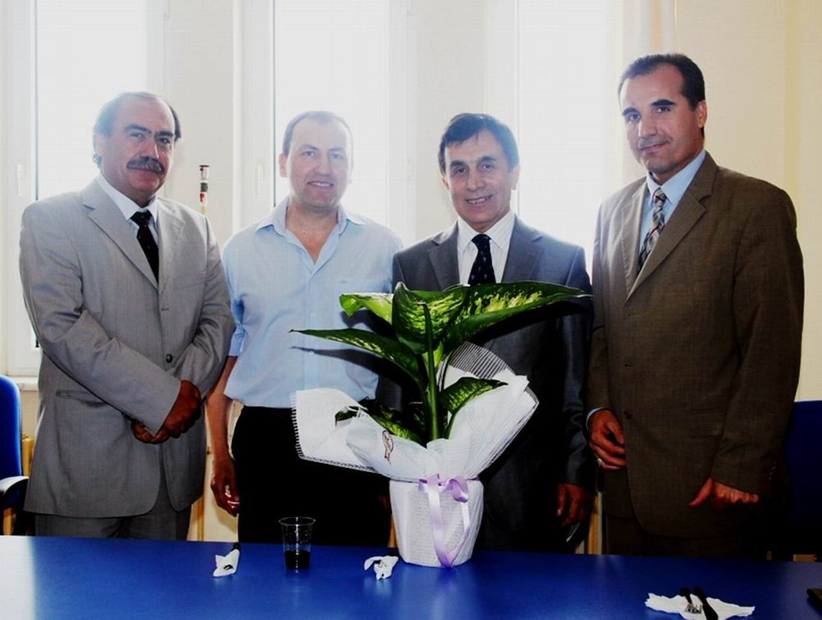 Burhaniye Meslek Yüksek Okulu Müdürü Yeniden Atandı