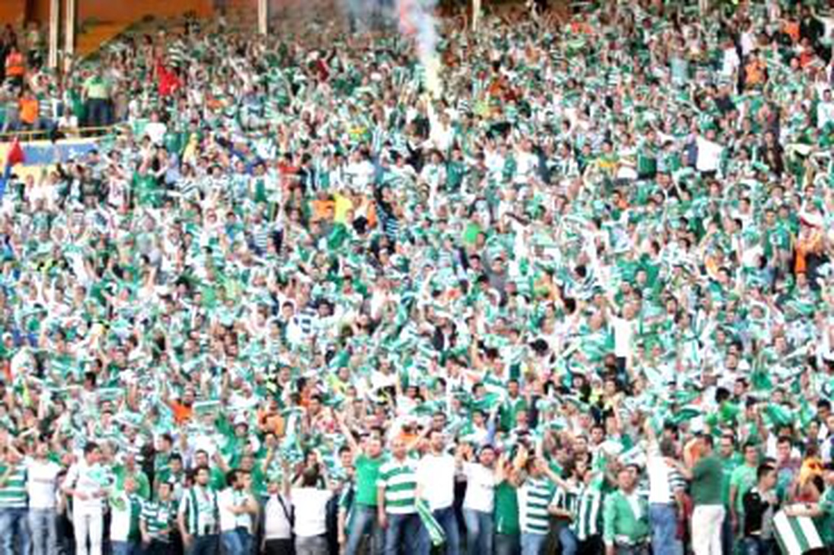 Bursaspor Taraftarları İzmir\'e Akıyor