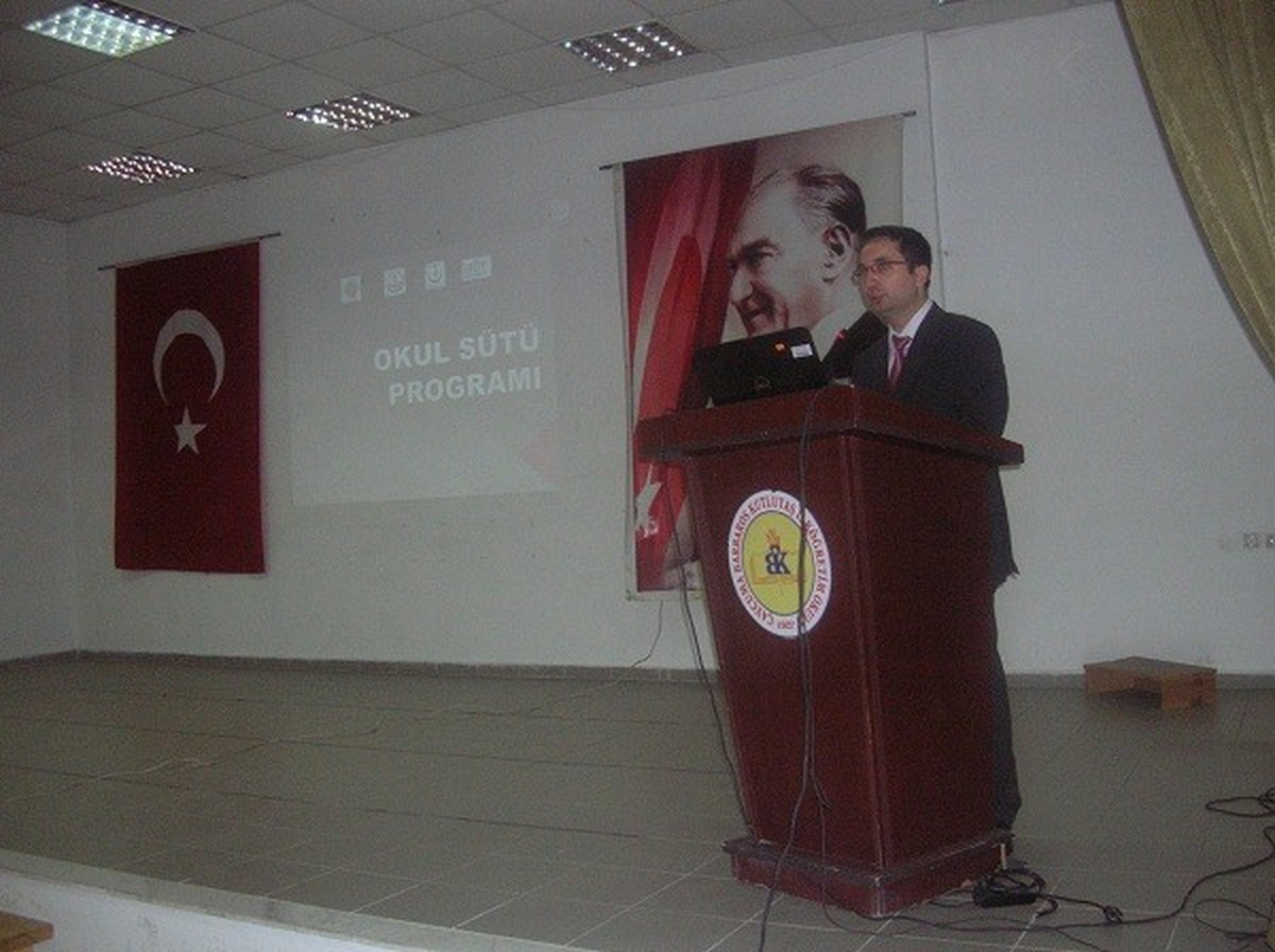 Çaycuma\'da Okul Sütü Tanıtım Toplantısı Yapıldı