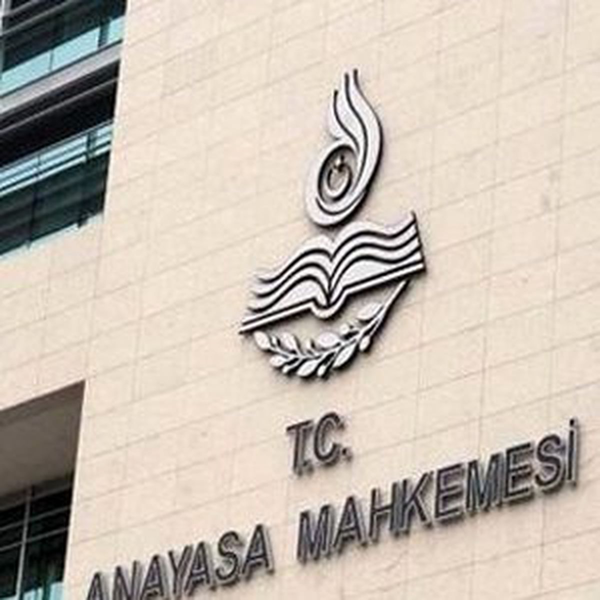 CHP 4+4+4 İçin Anayasa Mahkemesi\'nde