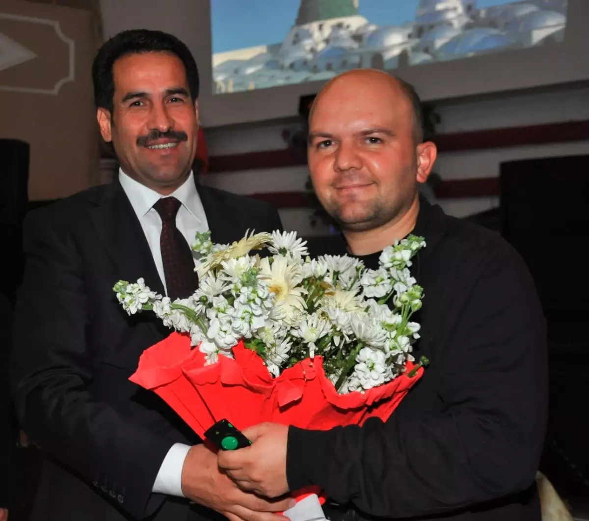 Dilovası Her Taşı Peygamber Kokan Medine\'yi Yakından Tanıdı.