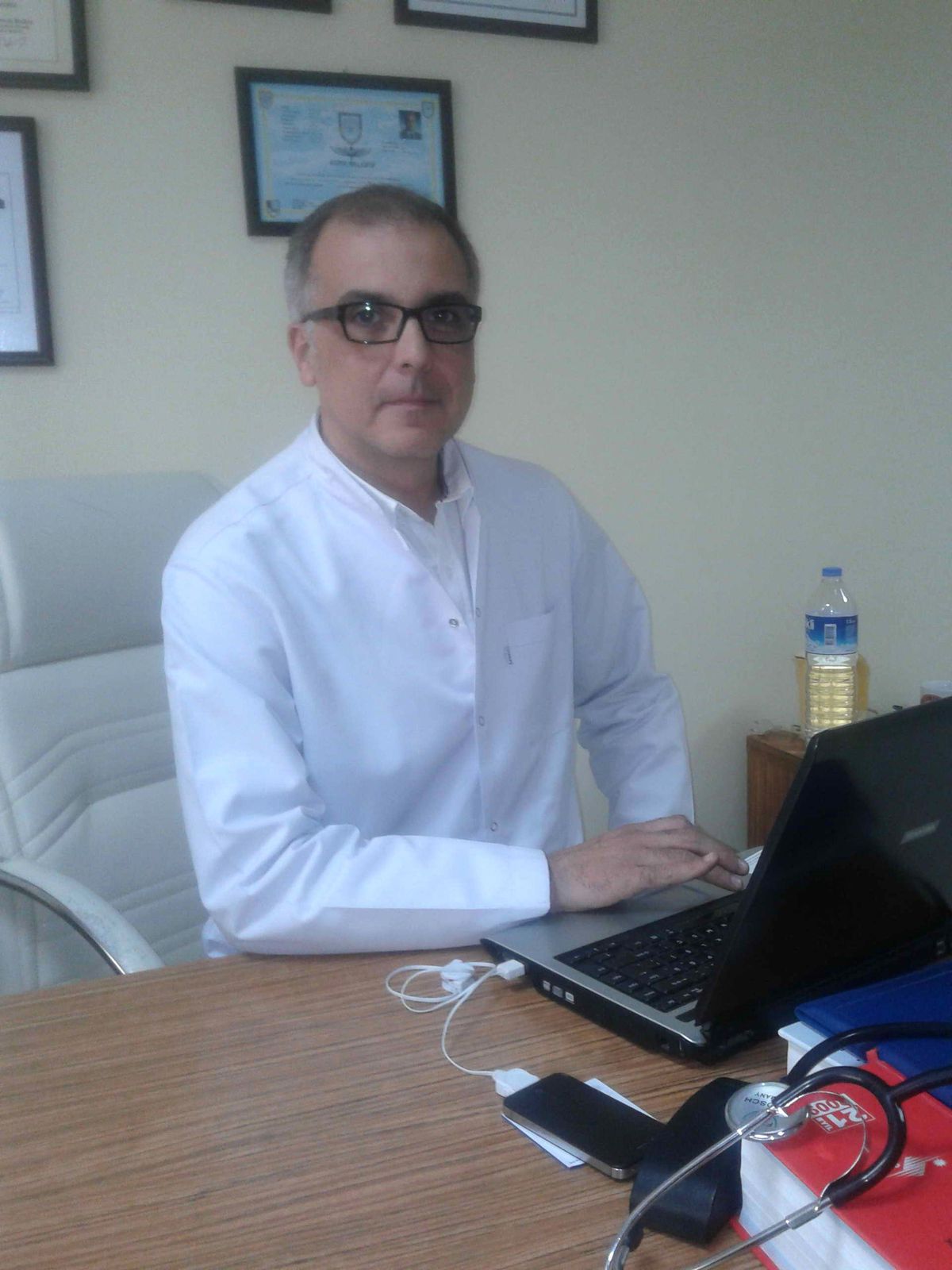 Dr. Özdemir'den Kolon Kanseri Uyarısı