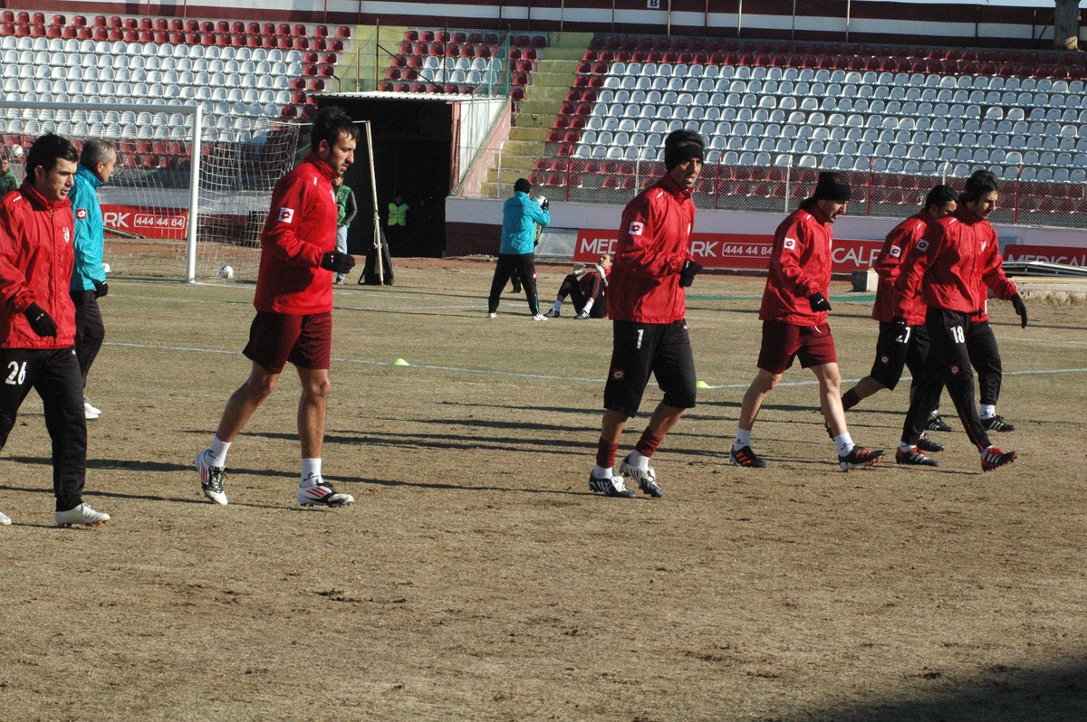 Elazığspor Tavşanlı Maçına Hazırlanıyor