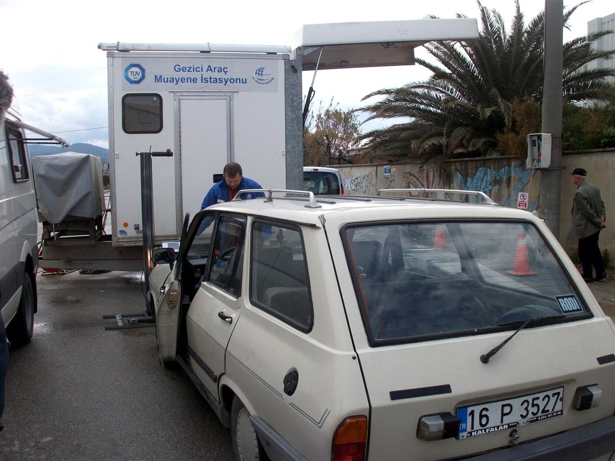 Gezici Tüvtürk Mudanya'da Zor Şartlarda Çalışıyor