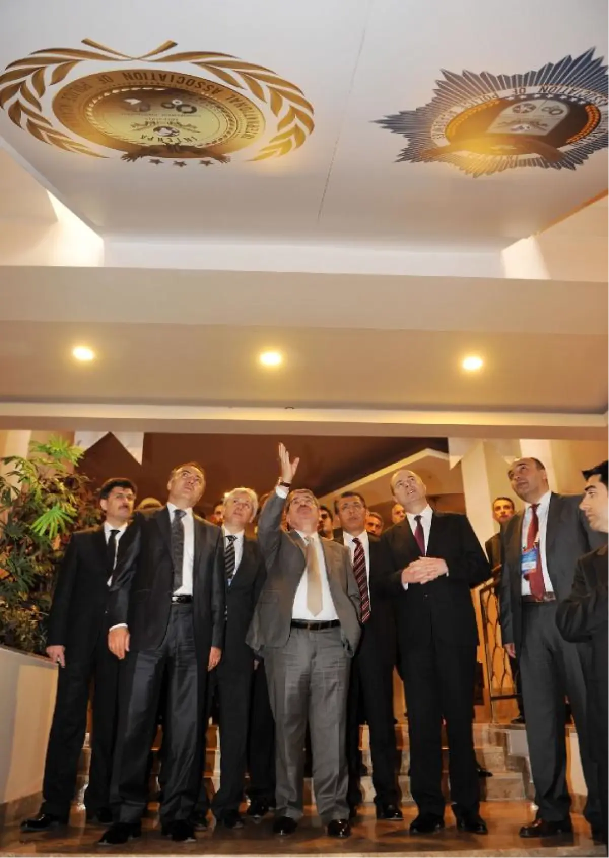 'Suça Karşı Küresel Mücadele, Zorunlu'