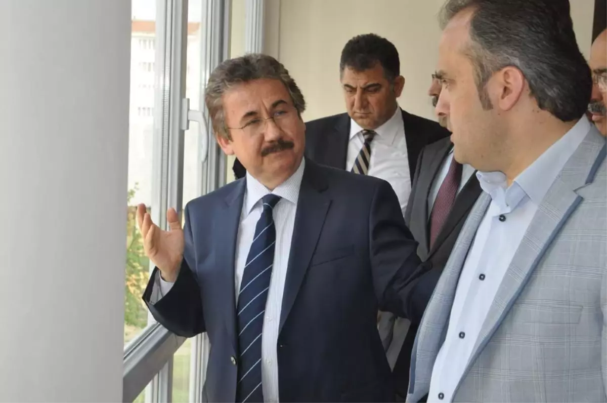 İnegöl İşletme Fakültesi Kapılarını Açıyor