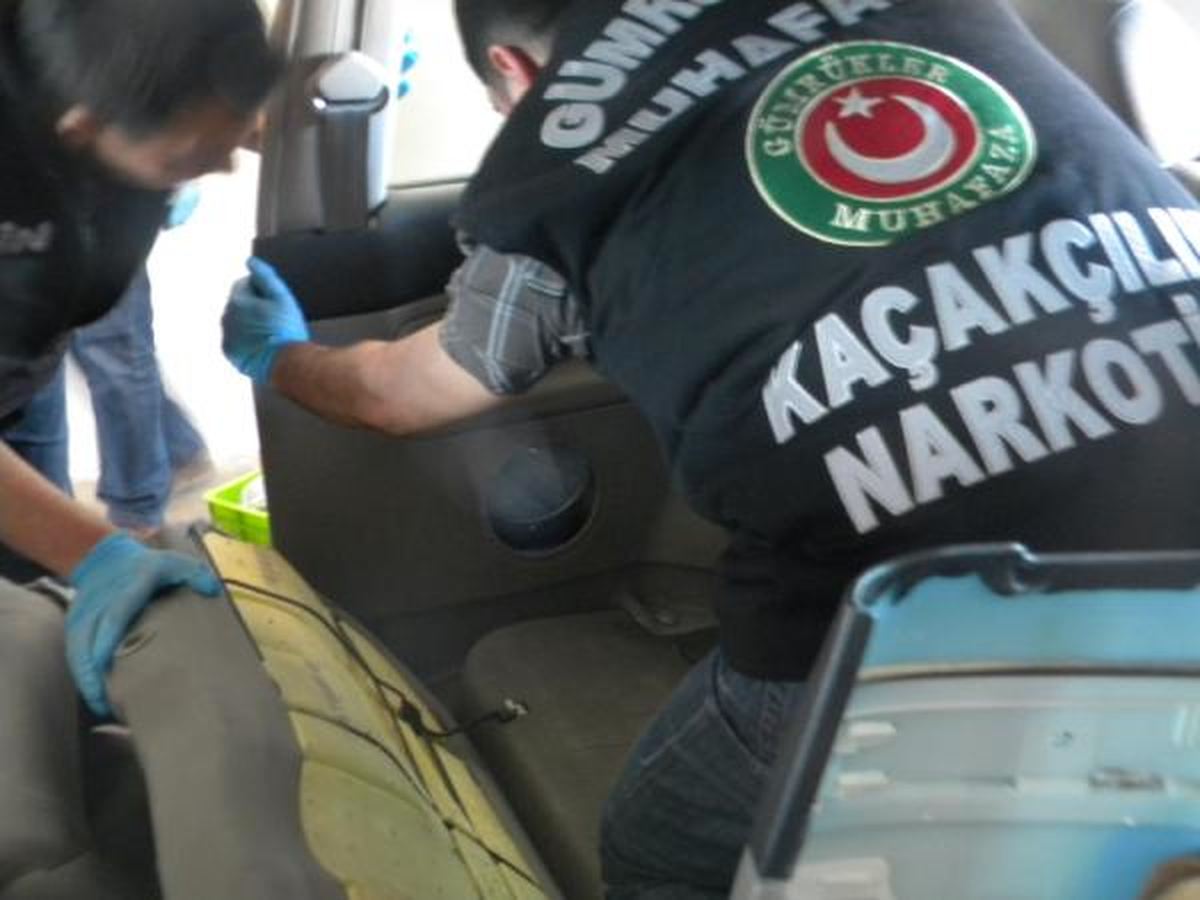 Kapıkule\'de 3 Milyon Liralık Ecstasy Operasyonu: 7 Gözaltı