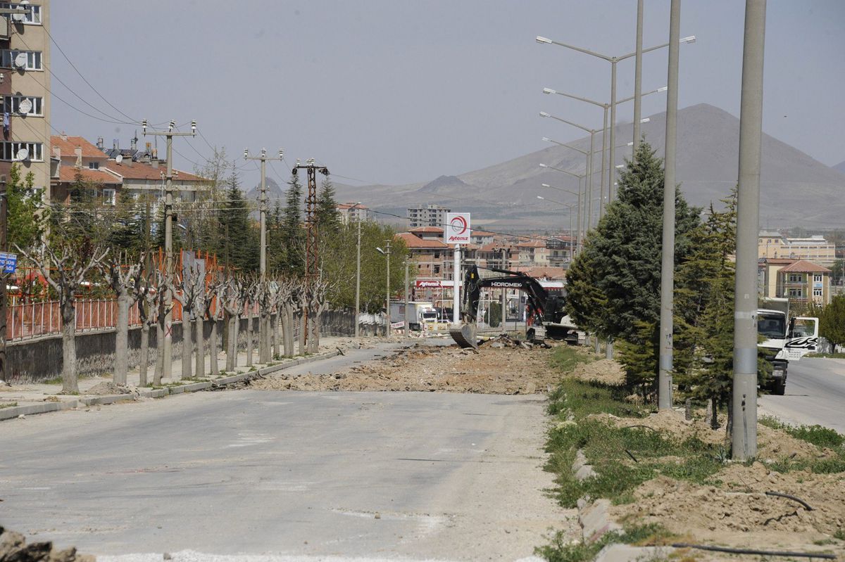 Karaman\'da Ereğli Yolu Köprülü Kavşak Çalışması Başladı