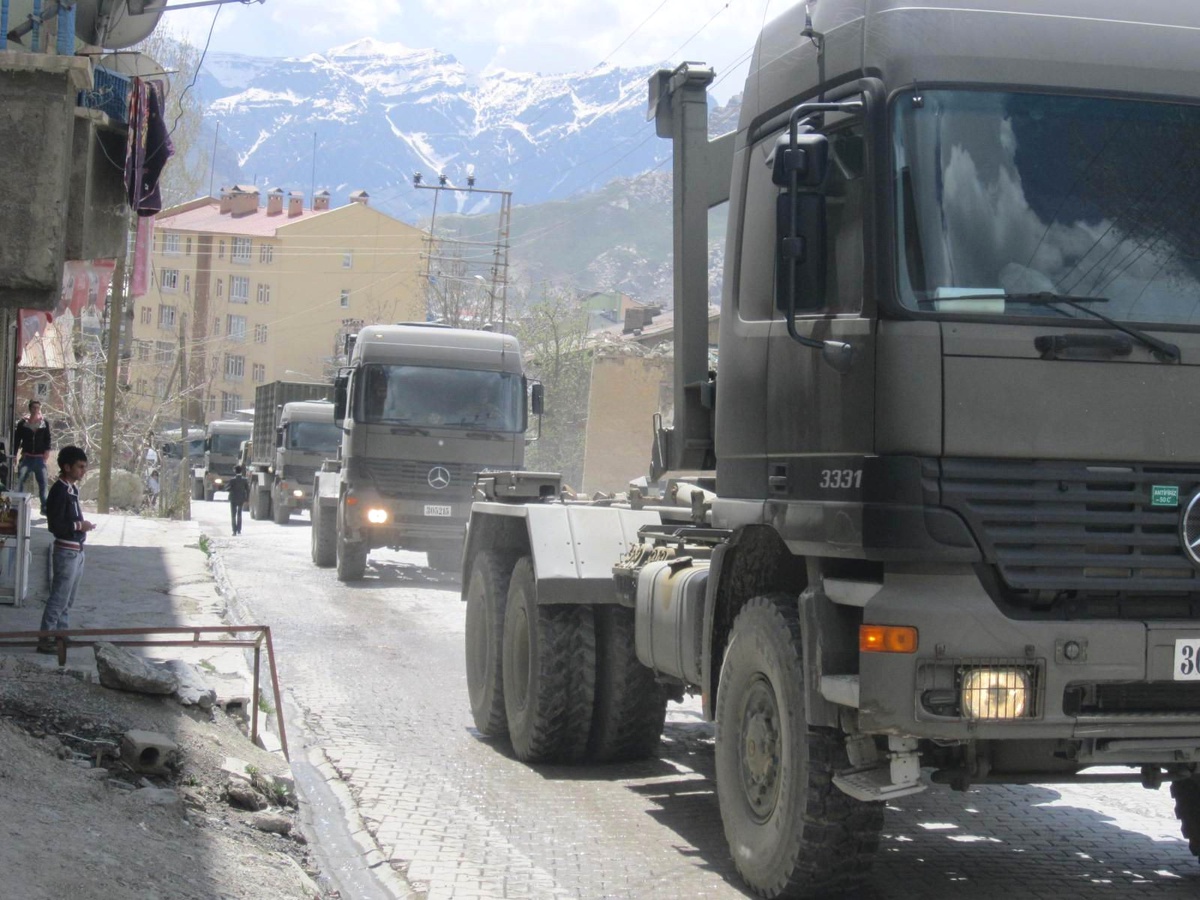 Kato Dağı'na Tank Sevkiyatı Yapan Tır'lar Geri Döndü