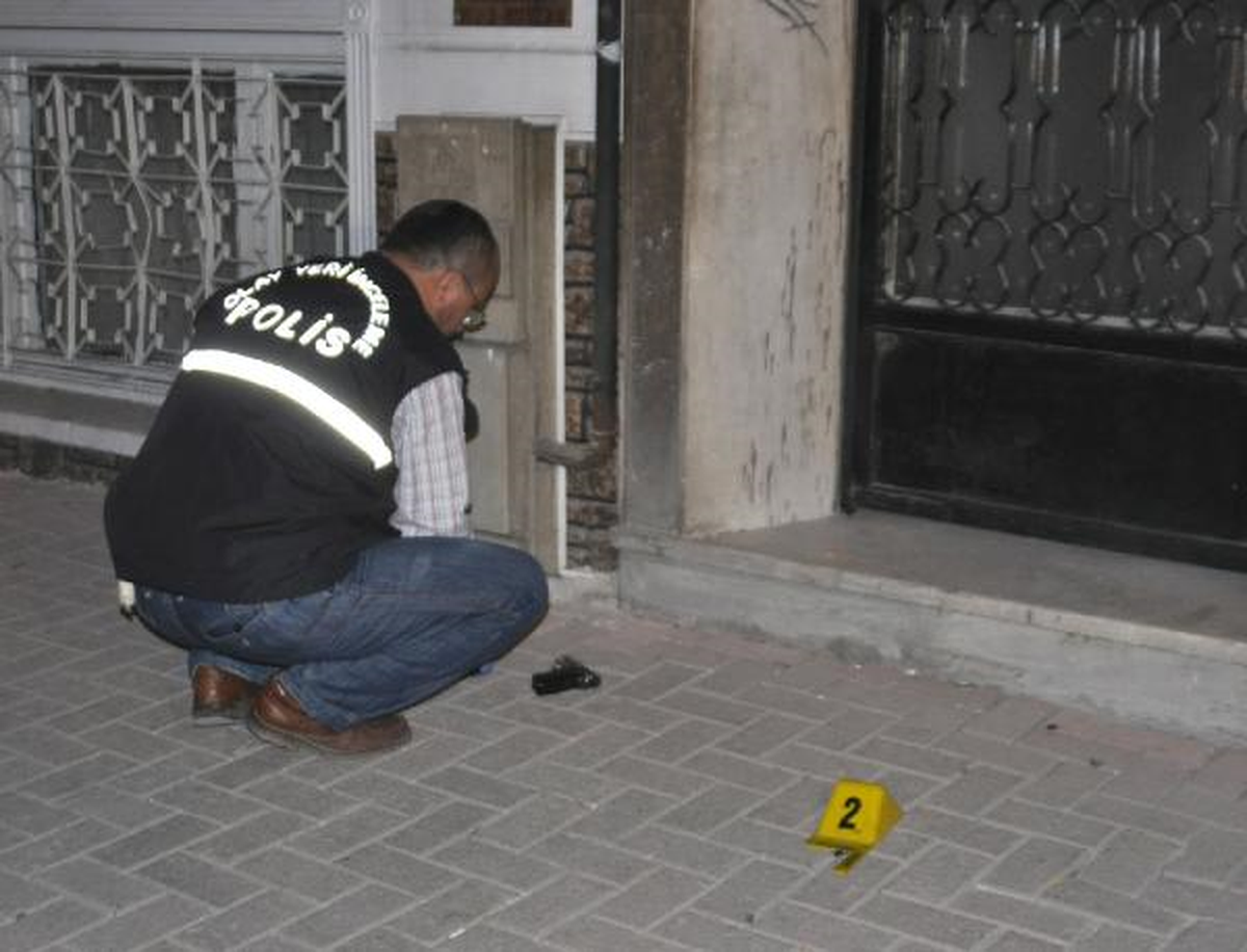 Konya\'da Silahlı Kavga: 3 Yaralı