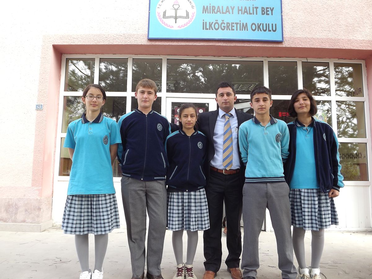 Miralay Halit Bey İlköğretim Okulu 'Yüz Yılın Yalanı' Adlı Konferans Verecek