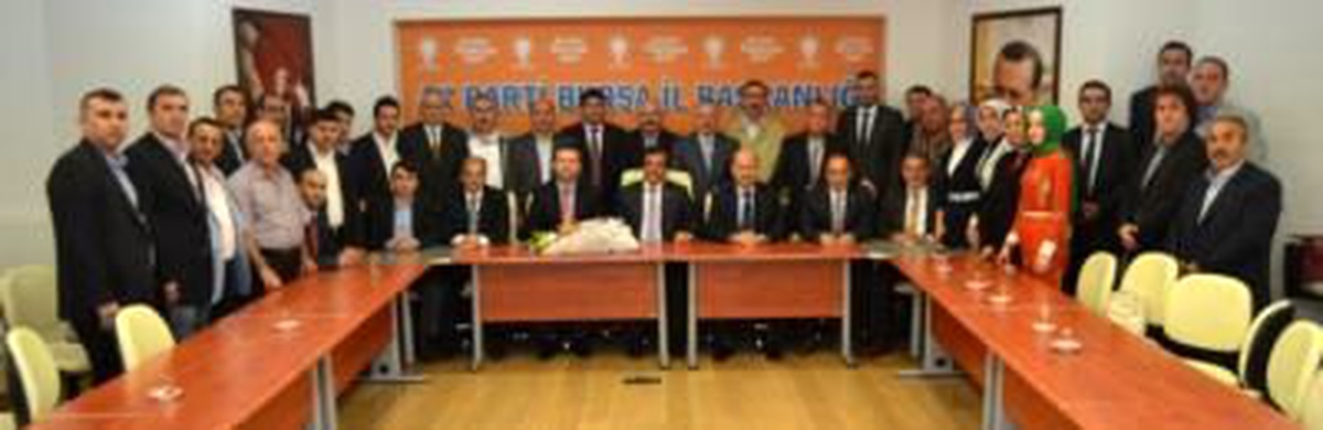 Osmangazi\'den İl Başkanı Yalçına Hayırlı Olsun Ziyareti