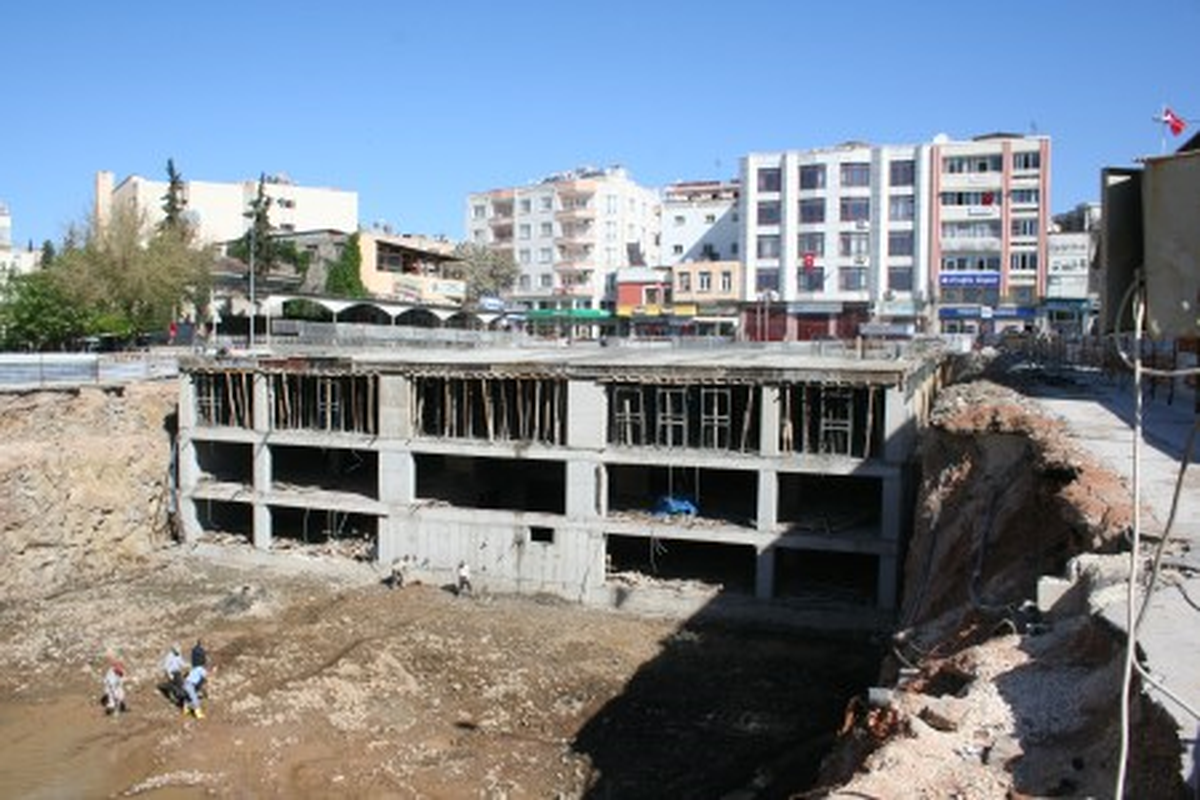 Otopark İnşaatında İlk etap Tamamlandı