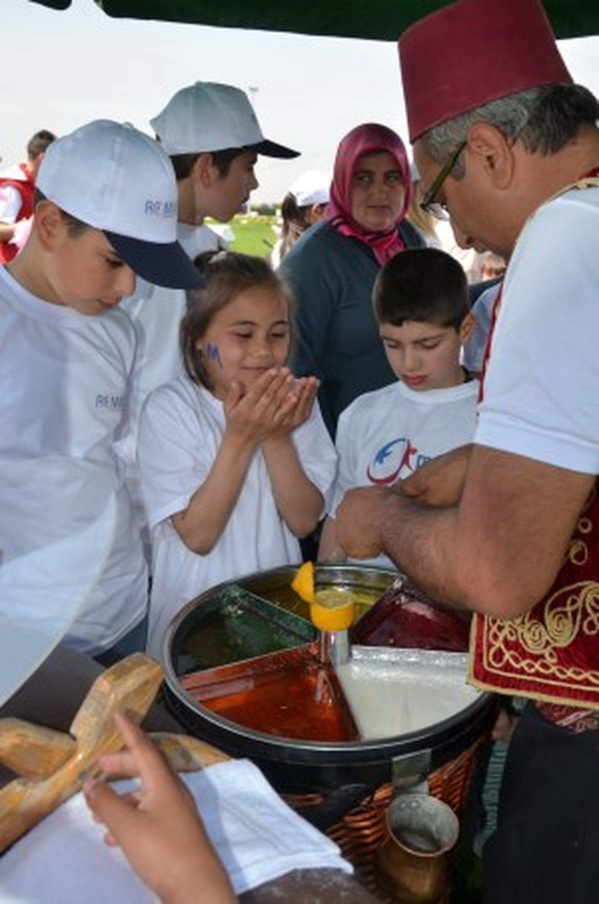ROMMER\'den "Mutlu Adımlar Bahar Şenliği"
