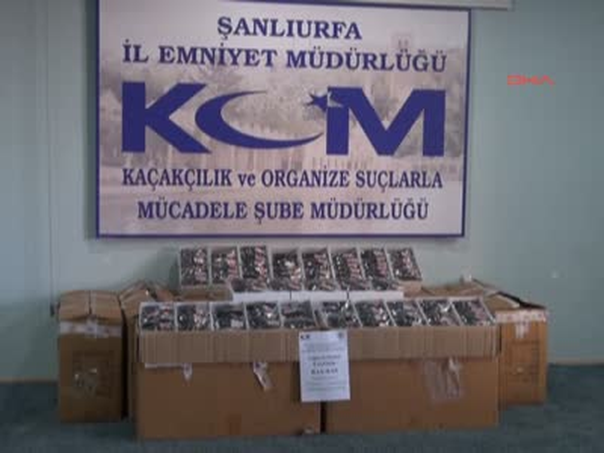 Şanlıurfa\'da Kaçak Güneş Gözlüğü, Sigara ve Akaryakıt Operasyonu
