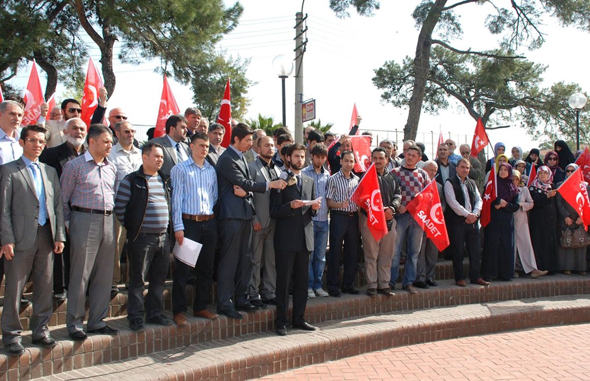 Spli\'ler Çevik Bir Meydanı\'nın İsminin Değiştirilmesini İstedi