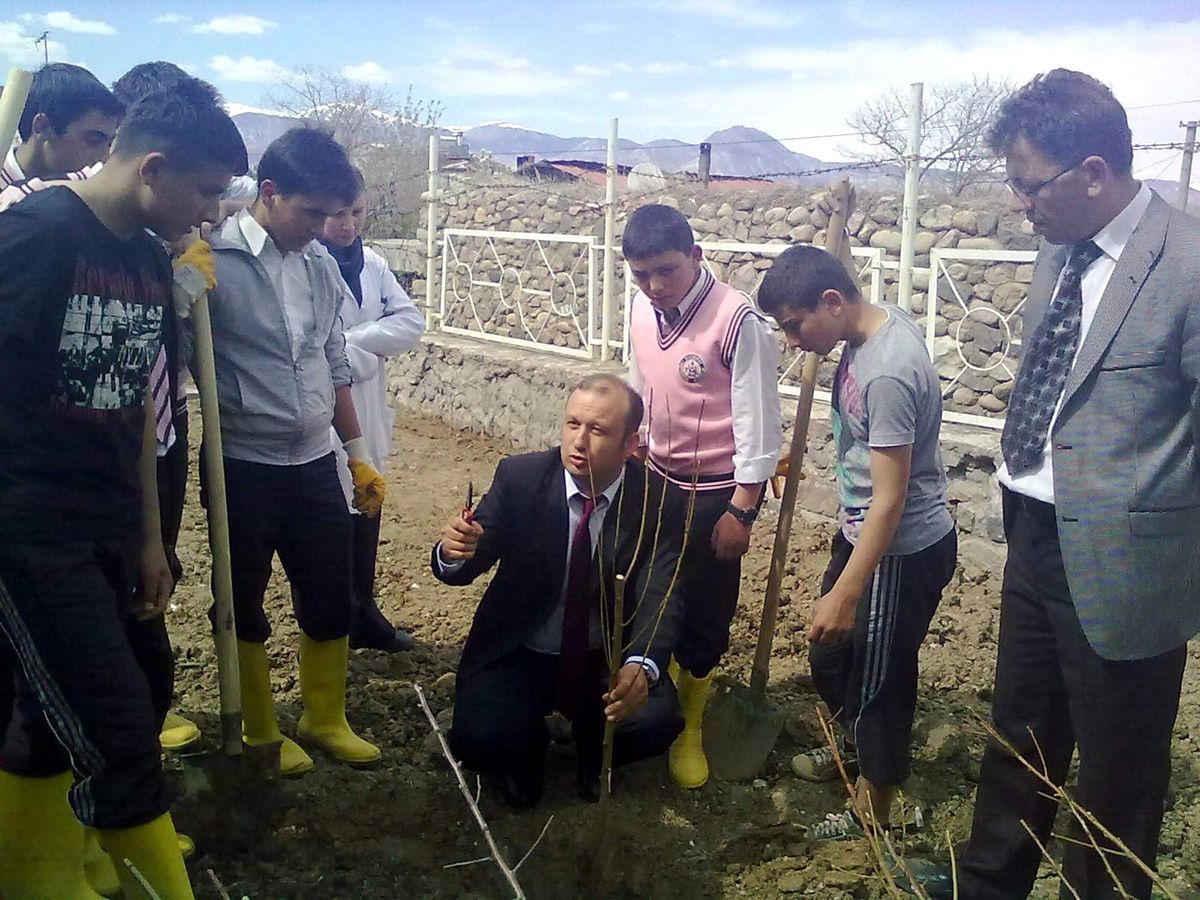 Tarım Bahçesi Ağaçlandırıldı